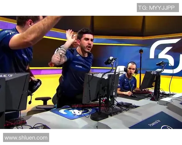 TES战队在CSGO比赛中的进攻策略分析与得失总结